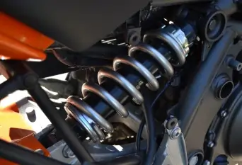 suspension-struts-spring